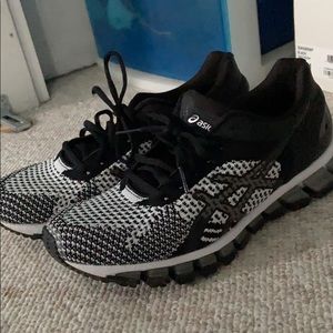 ASICS Gel-Quantum 360 Black/White Running Sneakers